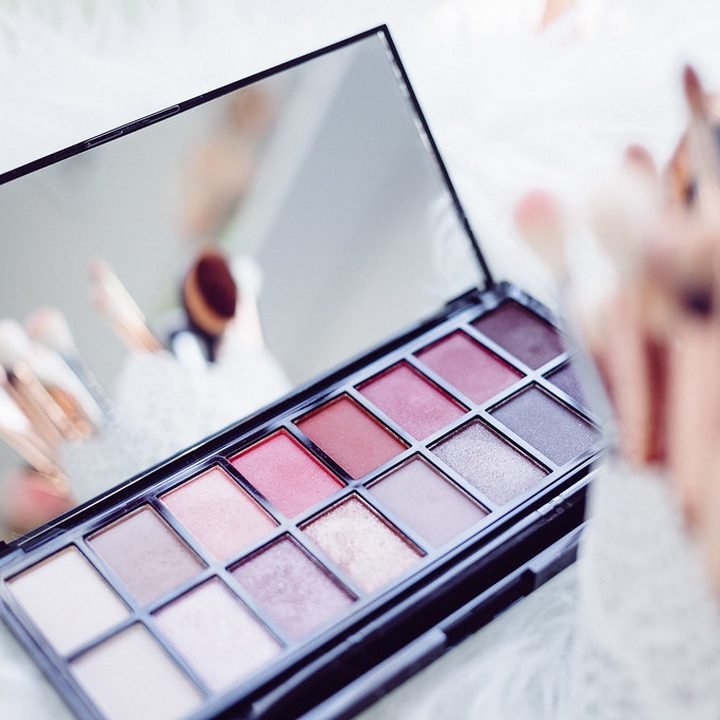 Paleta cieni Nude Rose 12 kolorów