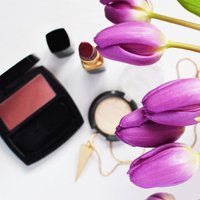 Róż do policzków prasowany Blush